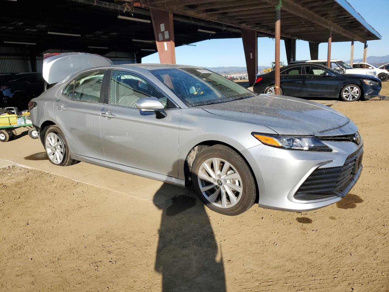 2024 TOYOTA CAMRY LE VIN:4T1R11AK3RU242308