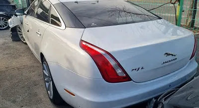 2016 Jaguar XJ SAJAA2293GNV93389 VIN:SAJAA2293GNV93389