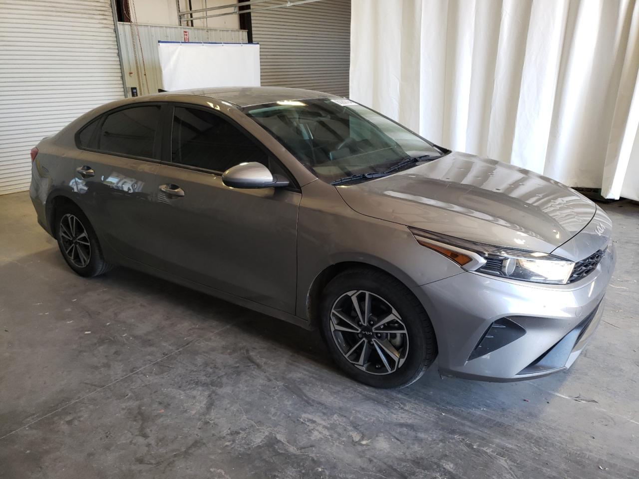 2022 KIA FORTE FE VIN:3KPF24AD4NE458913