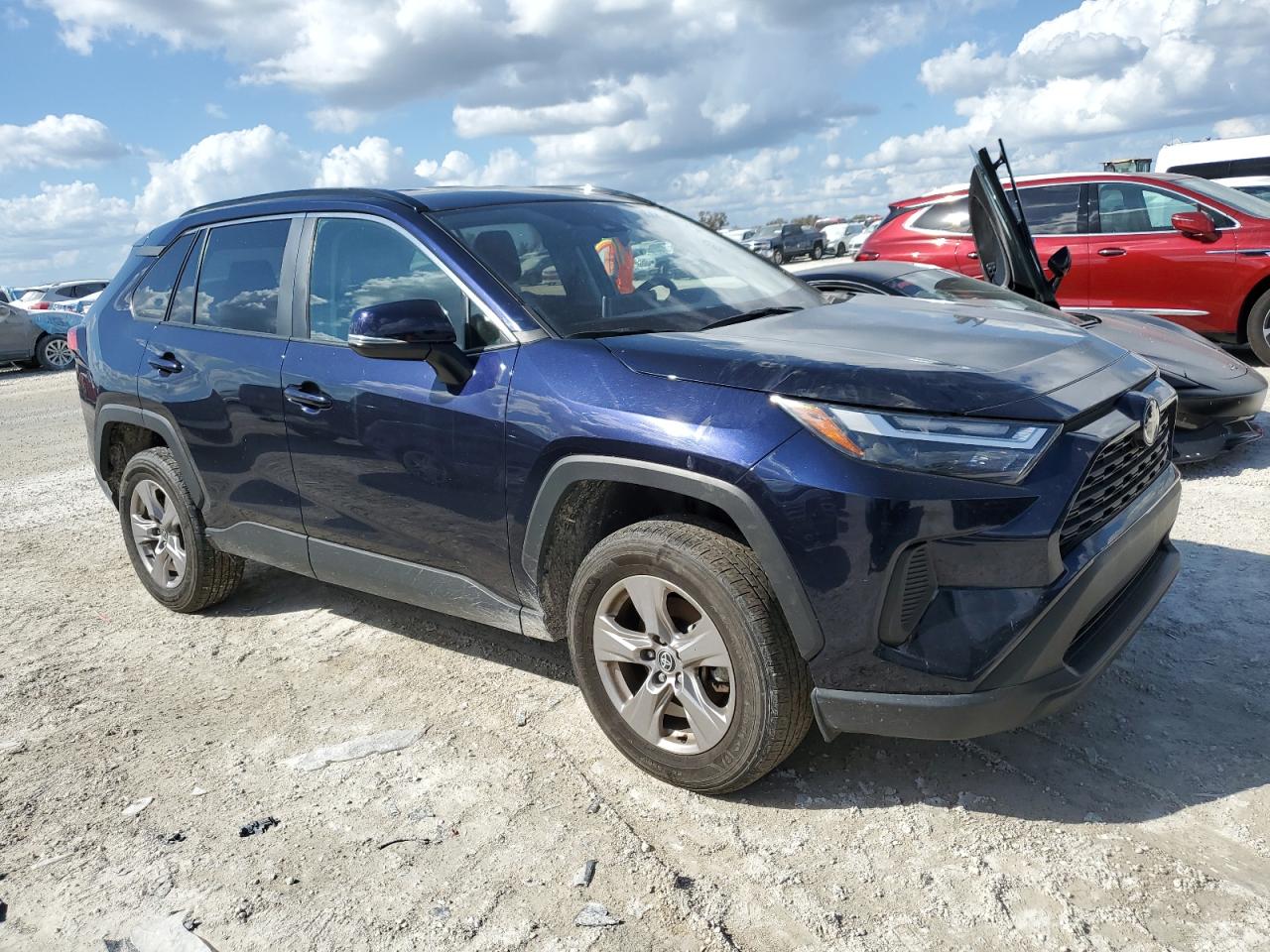 2023 TOYOTA RAV4 XLE VIN:2T3P1RFV4PW374524