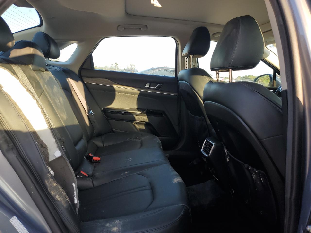 2022 KIA K5 EX VIN:5XXG34J22NG123690