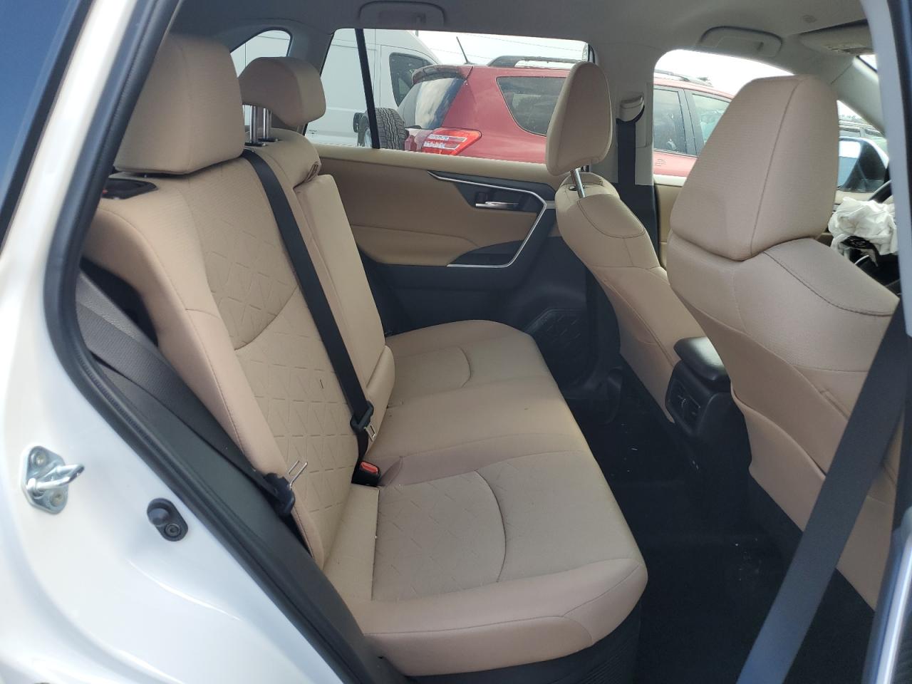 2024 TOYOTA RAV4 XLE VIN:2T3RWRFV1RW213223