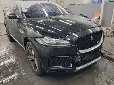 2017 Jaguar F-Pace VIN: