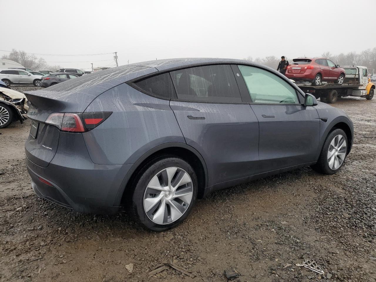 2023 TESLA MODEL Y  VIN:7SAYGDEE4PA136525
