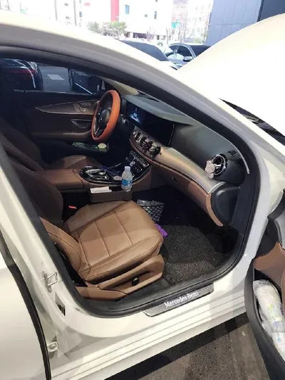 2020 Mercedes-Benz E 300 VIN: