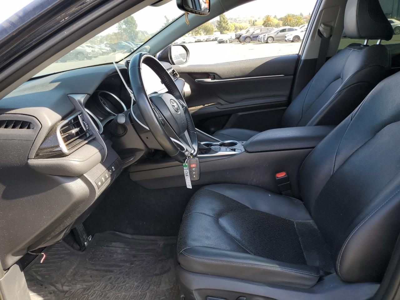 2022 TOYOTA CAMRY XLE VIN:4T1F31AKXNU589626