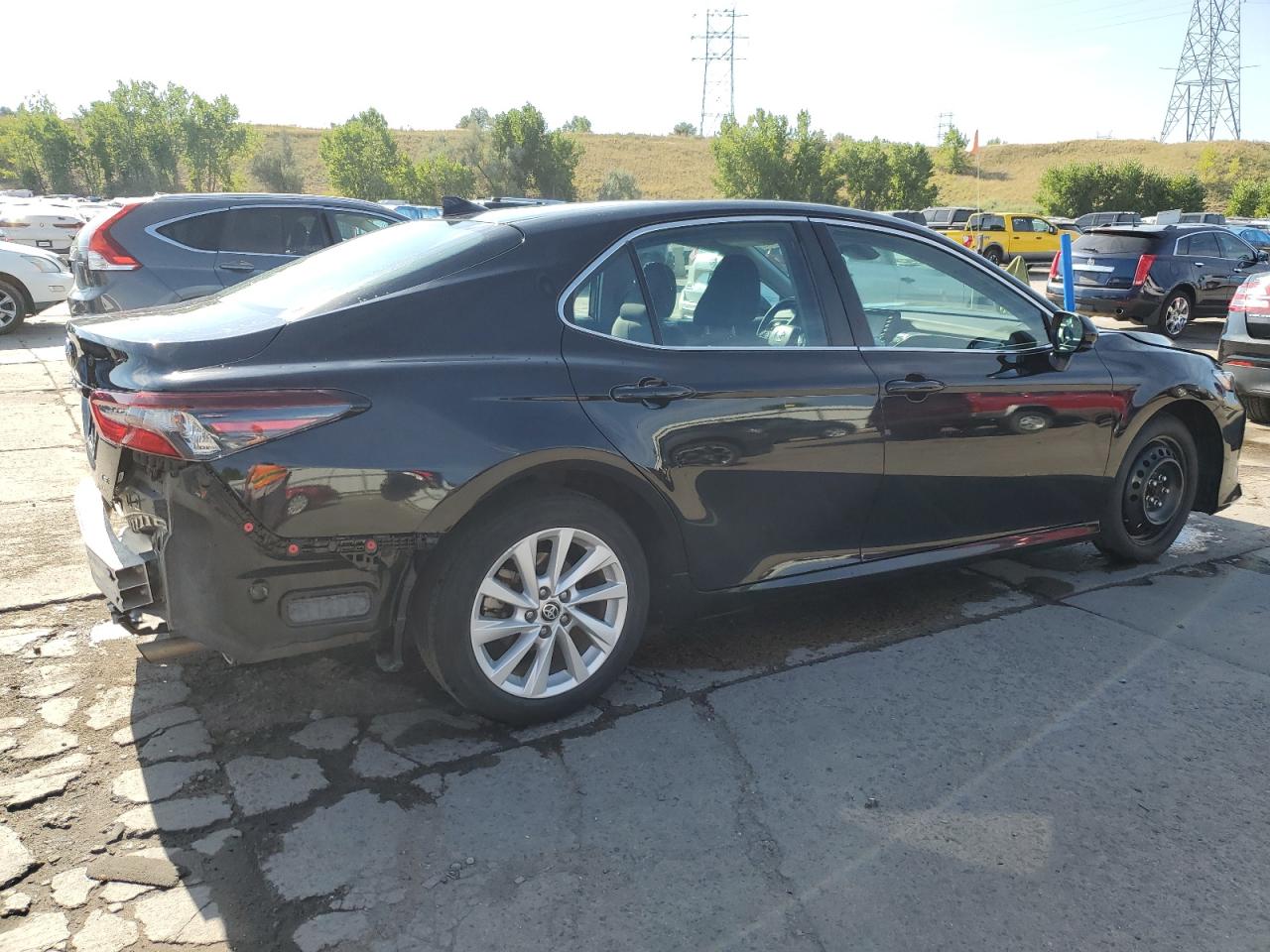 2022 TOYOTA CAMRY LE VIN:4T1C11AK6NU672771