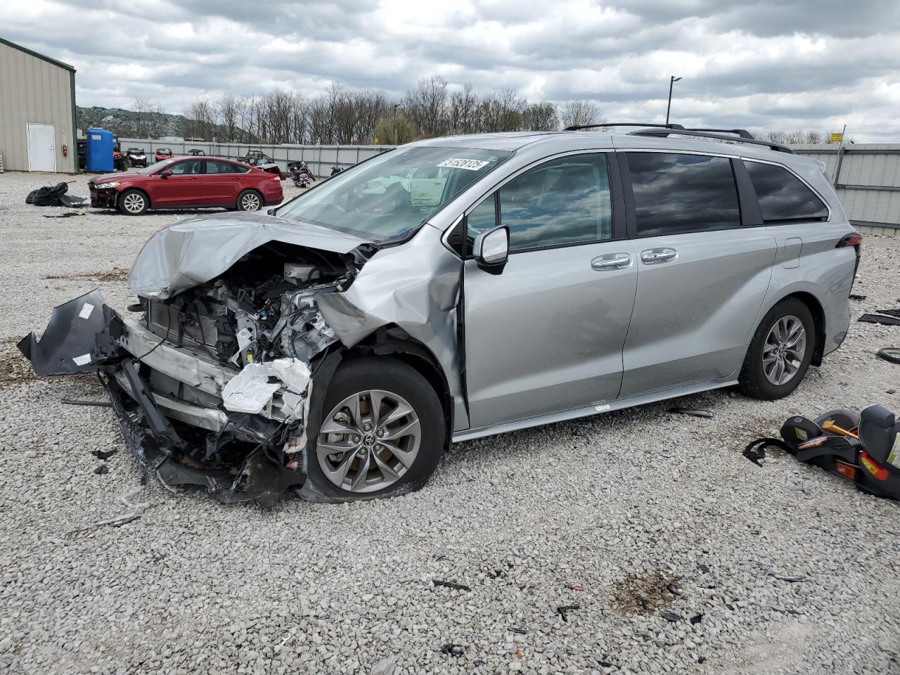 2022 TOYOTA SIENNA XLE VIN:5TDYSKFC0NS063131