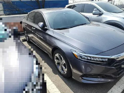 2019 Honda Accord VIN: