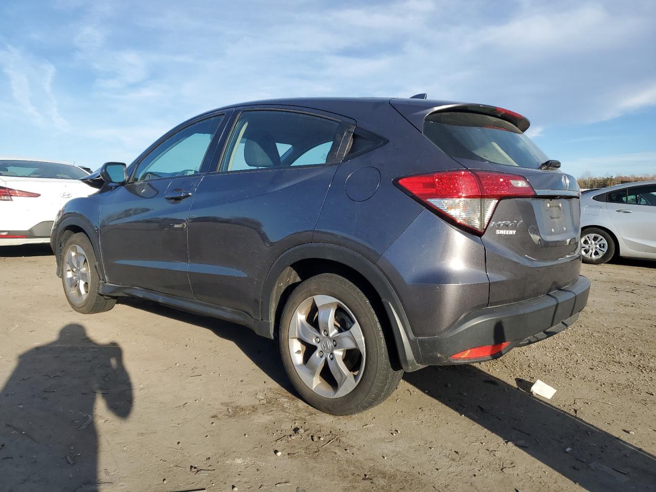 2022 HONDA HR-V LX VIN:3CZRU6H31NM757095