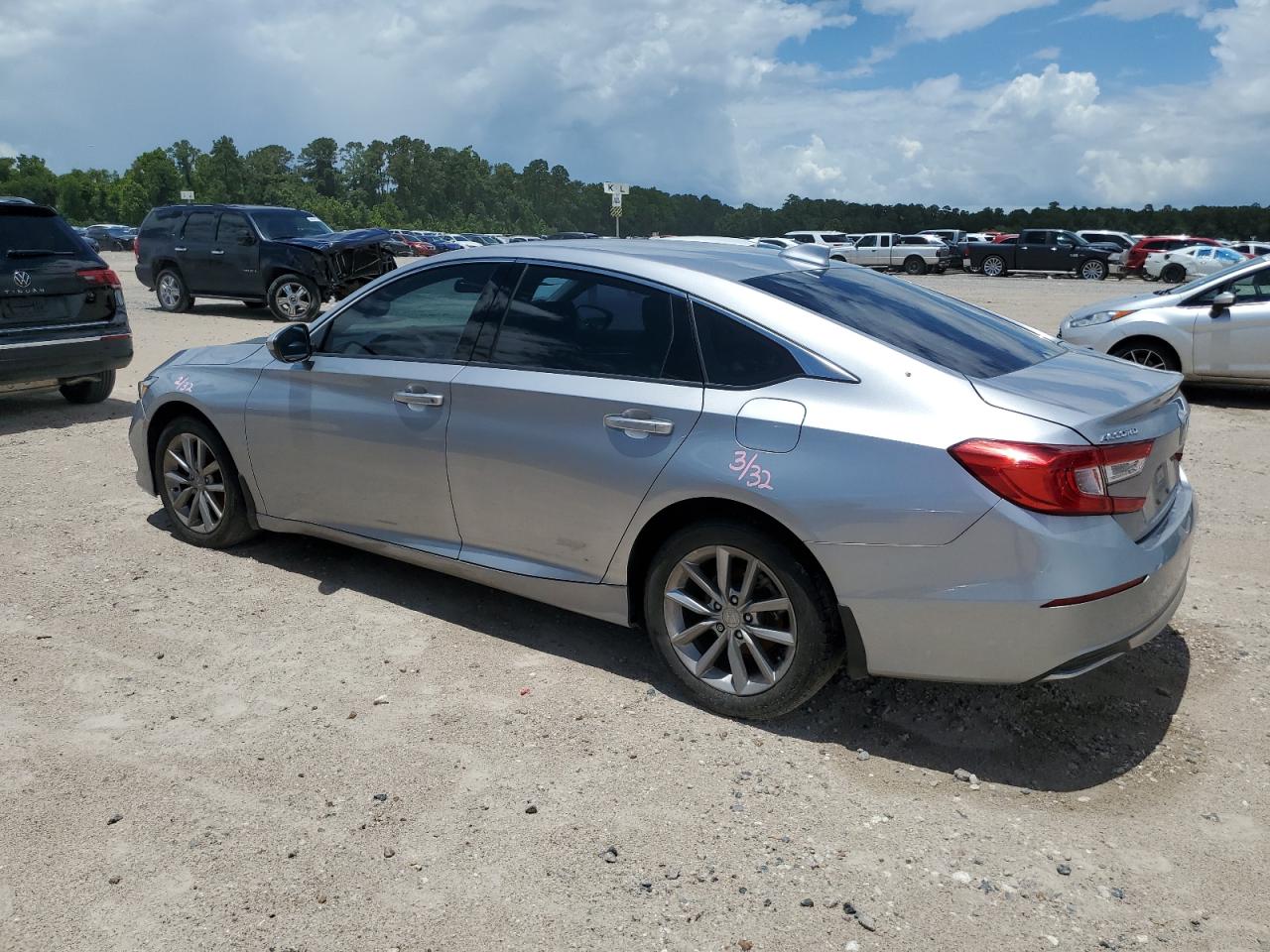 2022 HONDA ACCORD LX VIN:1HGCV1F14NA027659