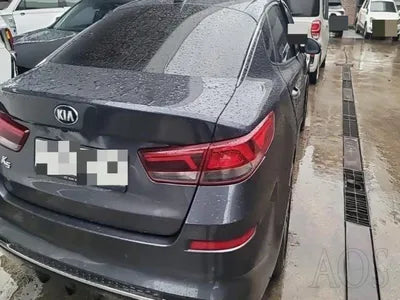 2019 Kia K5 VIN: