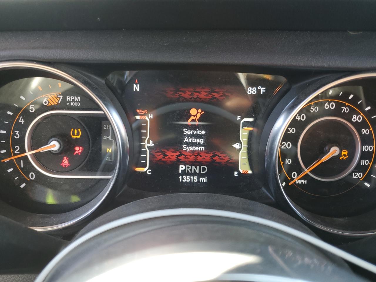 2022 JEEP WRANGLER UNLIMITED SAHARA VIN:1C4HJXEN2NW122733