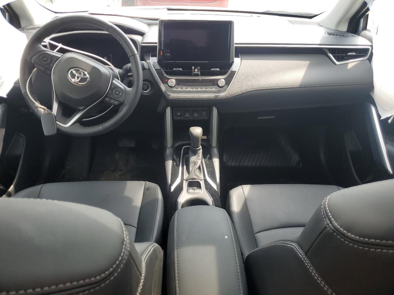 2023 TOYOTA COROLLA CROSS XLE VIN:7MUDAABG3PV068269