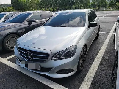 2016 Mercedes-Benz E 220 VIN: