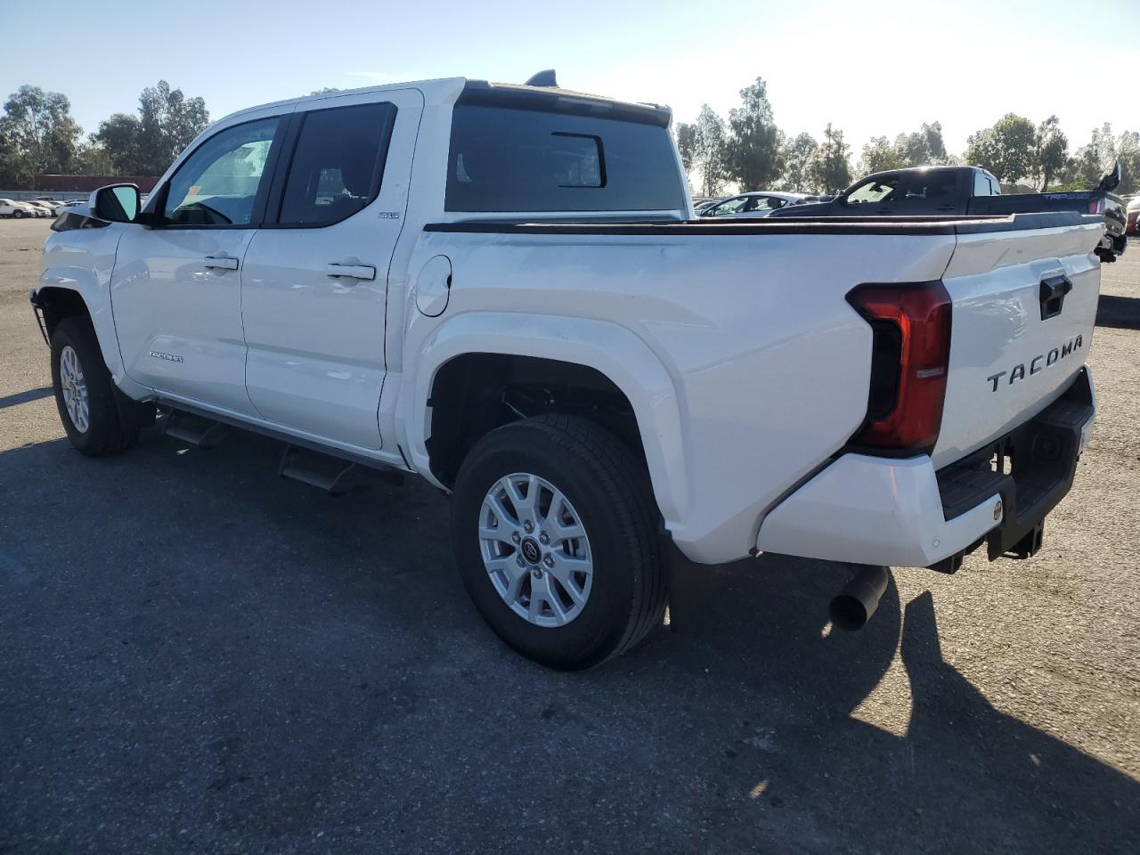 2024 TOYOTA TACOMA DOUBLE CAB VIN:3TMKB5FN3RM007540