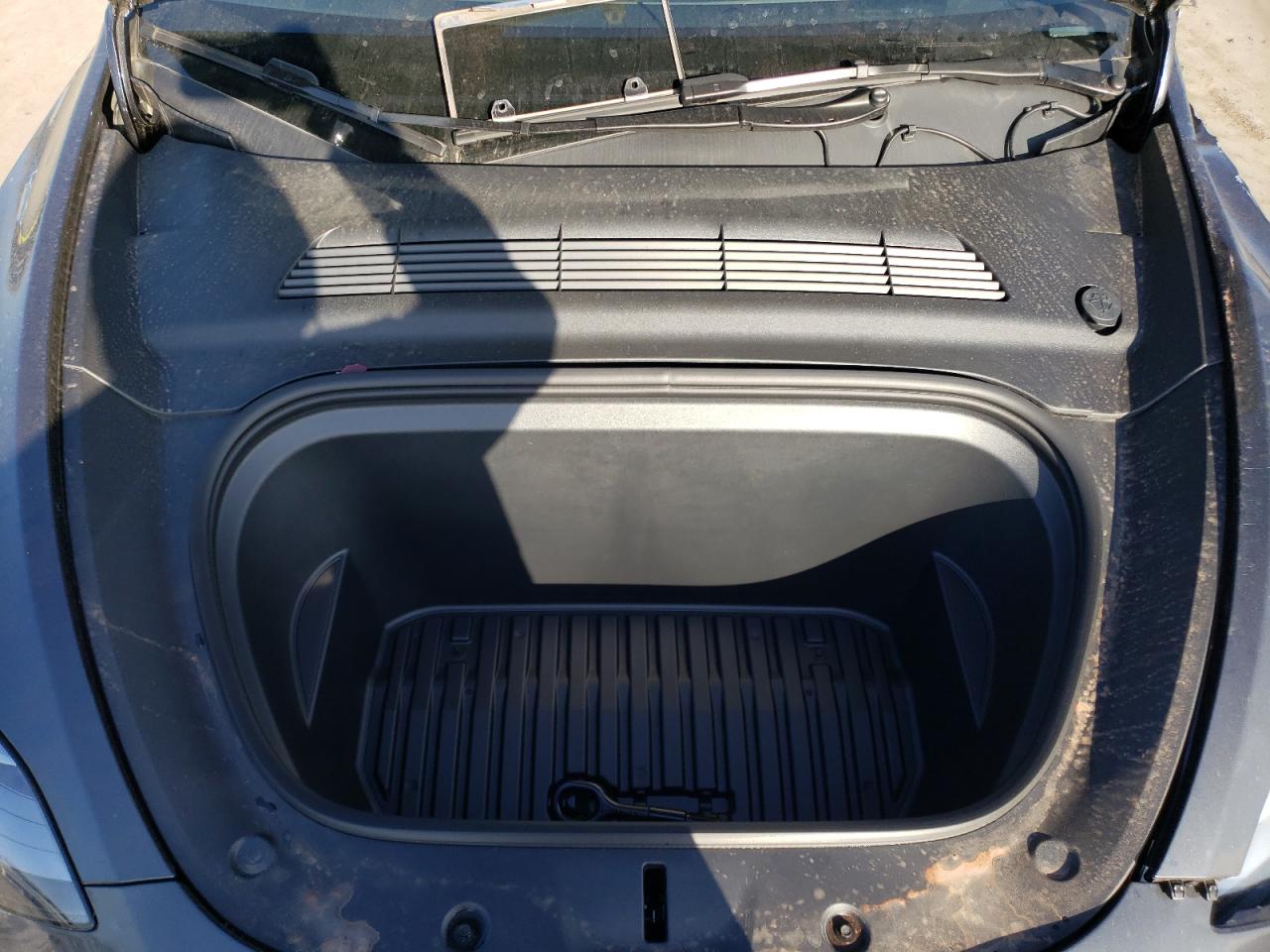 2024 TESLA MODEL Y  VIN:7SAYGDEE6RF151288