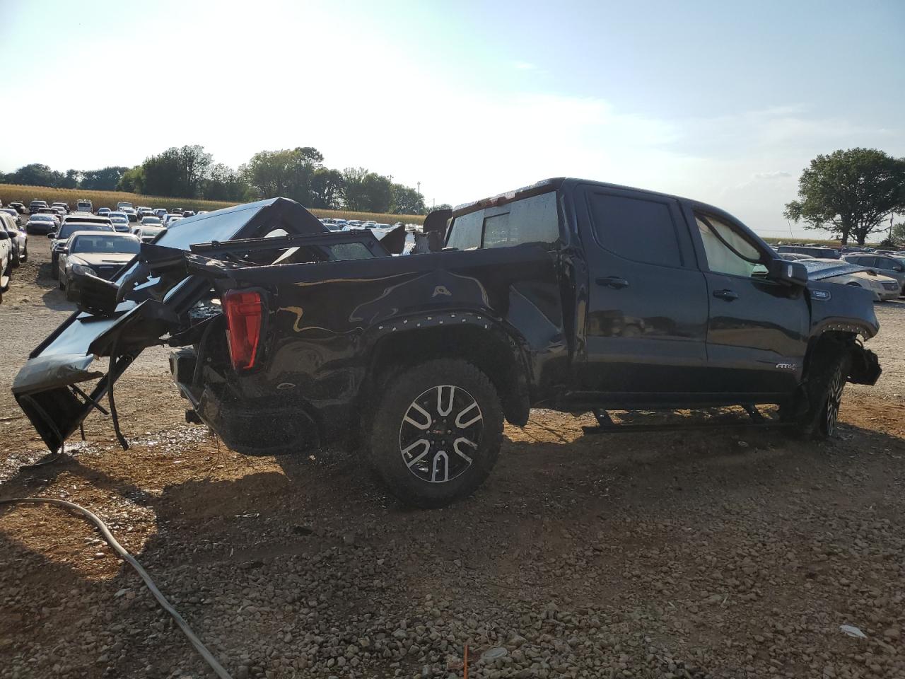 2023 GMC SIERRA K1500 AT4 VIN:1GTUUEE81PZ214129