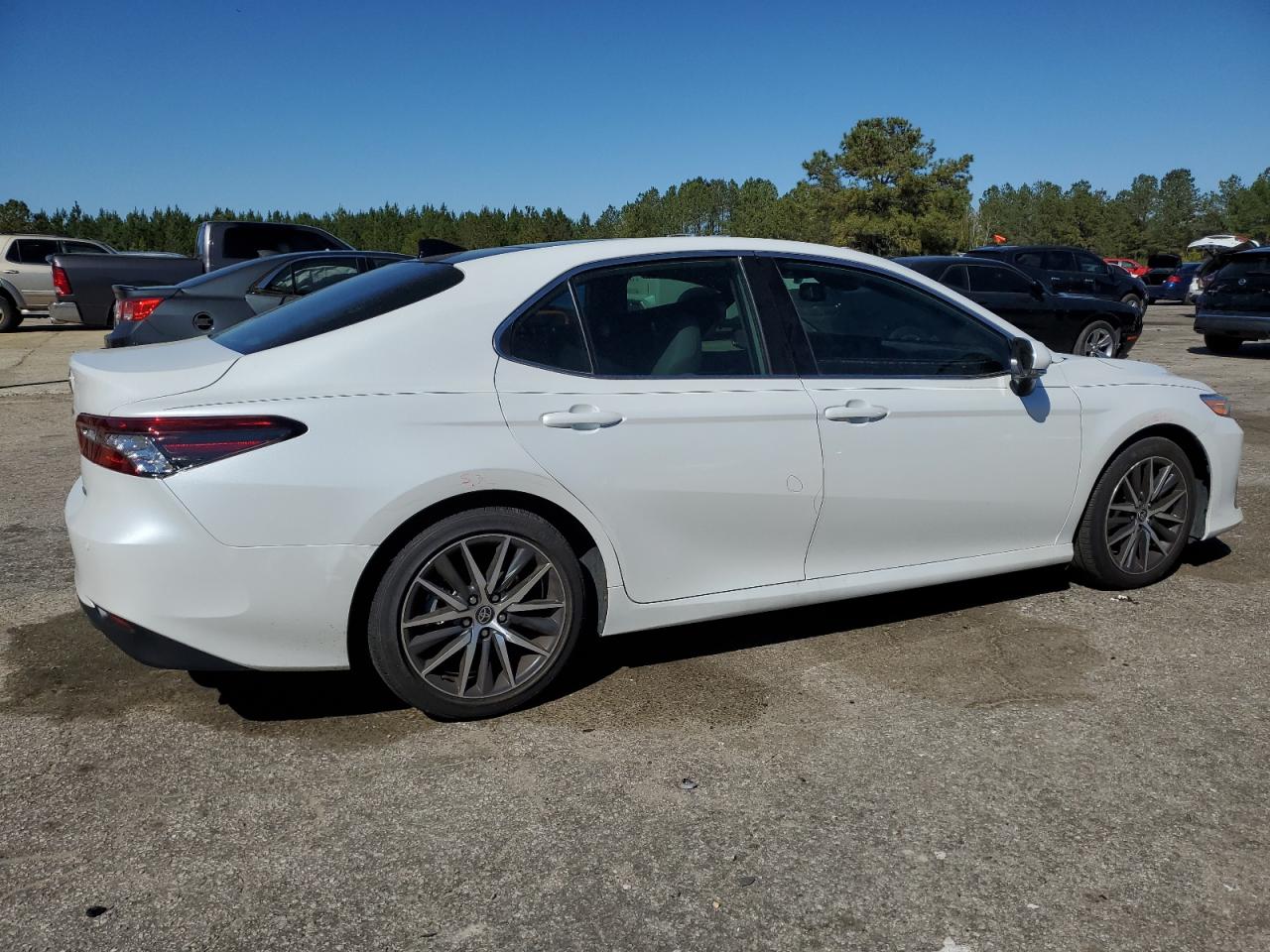 2023 TOYOTA CAMRY XLE VIN:4T1FZ1AK9PU075588