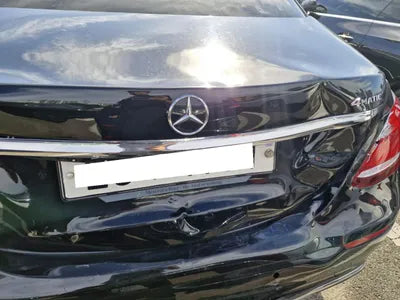 2019 Mercedes-Benz E 300 WDDZF4KB4KA659410 VIN:WDDZF4KB4KA659410