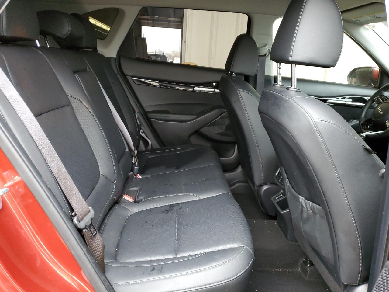 2024 KIA SELTOS SX VIN:KNDETCA79R7494891