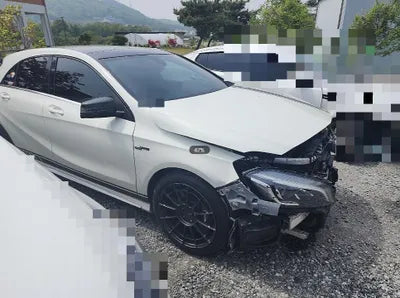 2016 Mercedes-Benz A 45 AMG VIN: