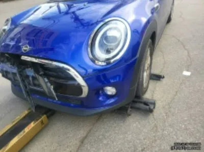 2019 MINI Cooper VIN: