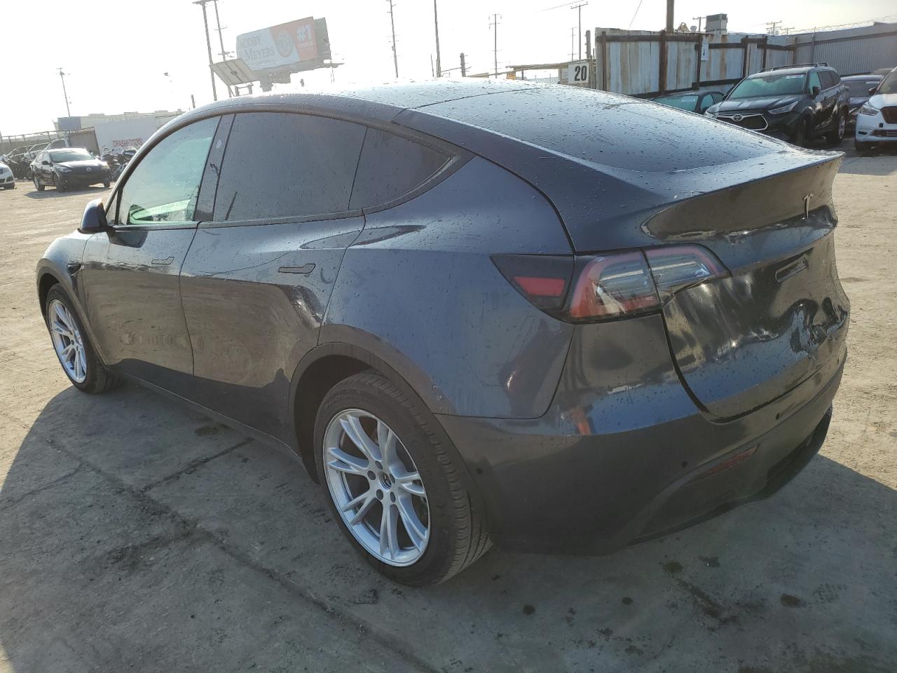 2023 TESLA MODEL Y  VIN:7SAYGDEE0PF924818