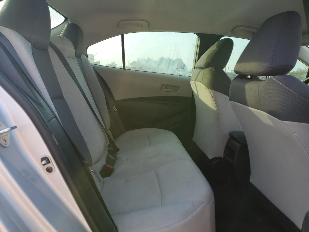 2022 TOYOTA COROLLA L VIN:5YFDPMAE0NP322021