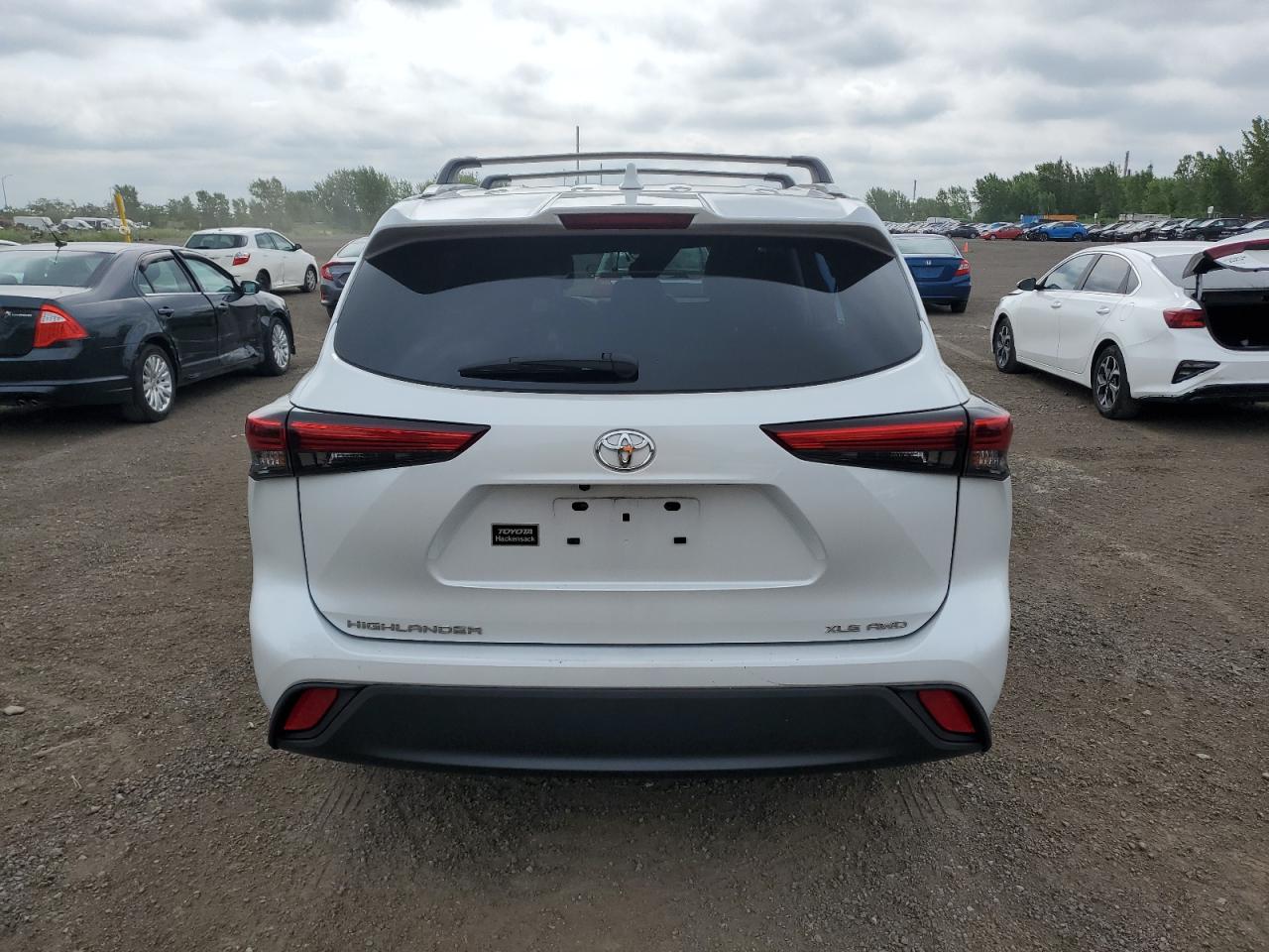 2022 TOYOTA HIGHLANDER XLE VIN:5TDGZRBH9NS199386