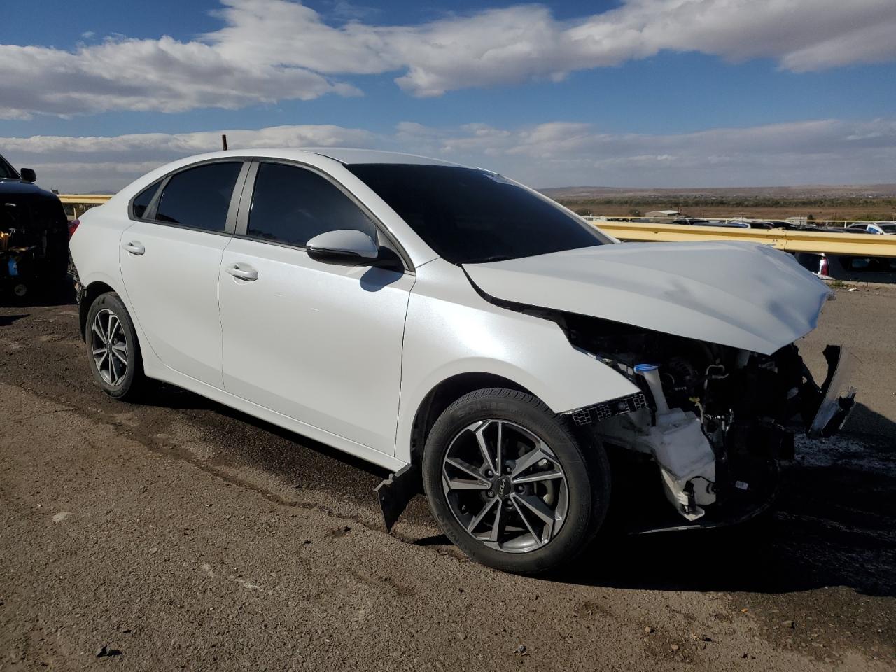 2022 KIA FORTE FE VIN:3KPF24AD2NE468825