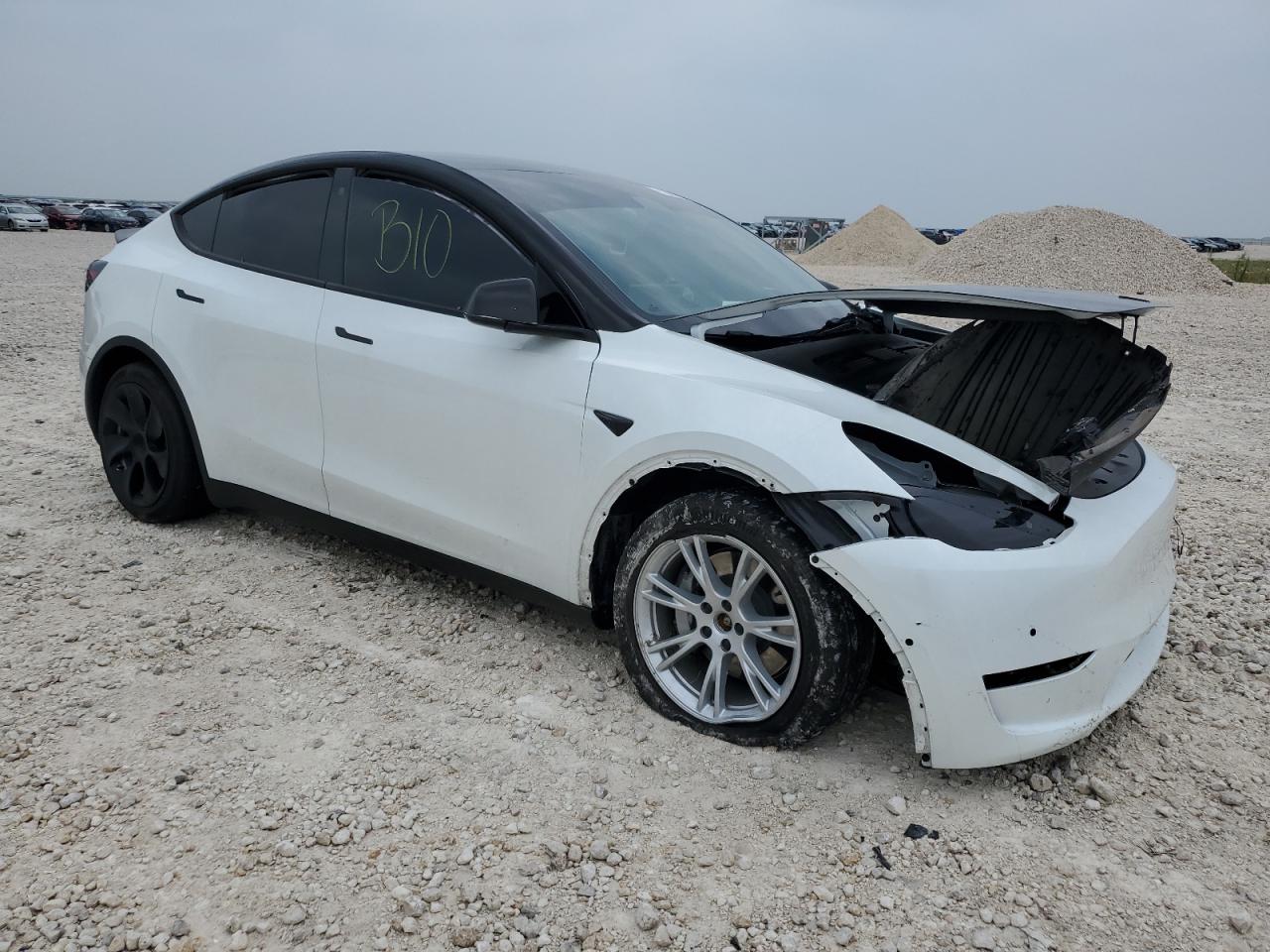 2022 TESLA MODEL Y  VIN:7SAYGAEE9NF359982