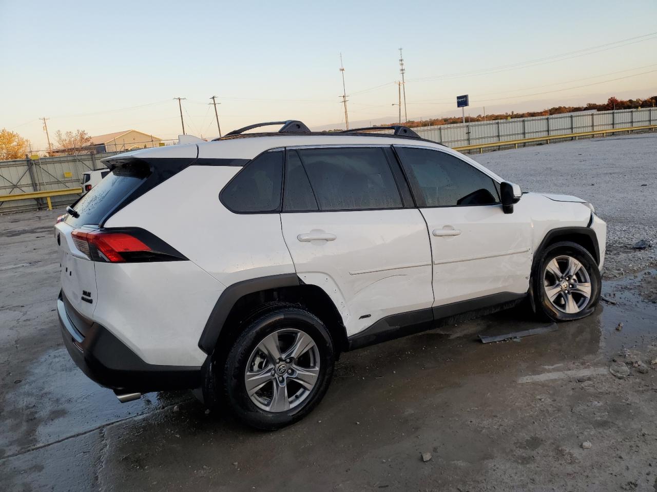 2024 TOYOTA RAV4 XLE VIN:4T3RWRFV3RU131302