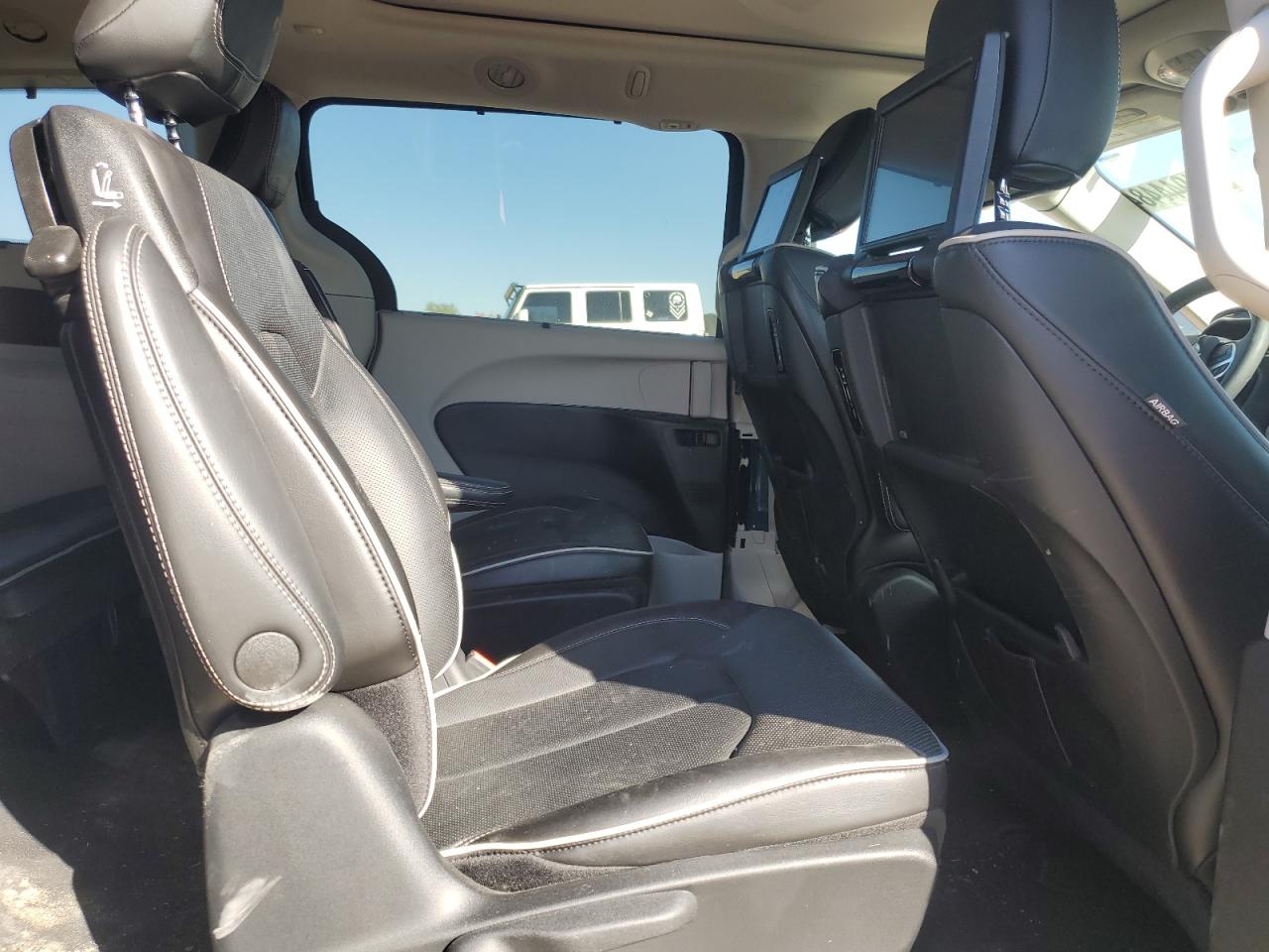 2023 CHRYSLER PACIFICA HYBRID LIMITED VIN:2C4RC1S74PR500418