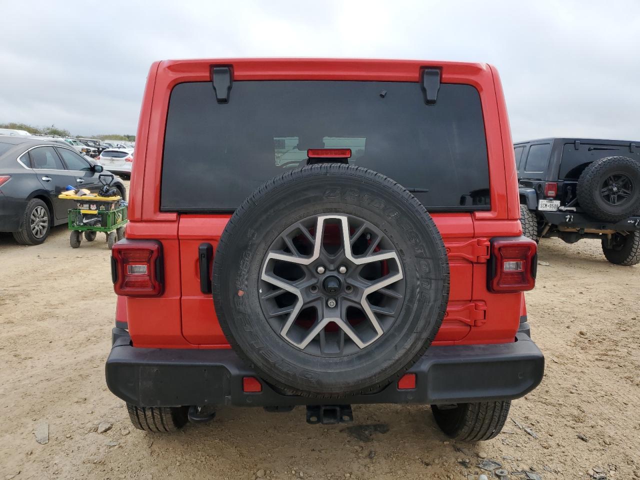 2024 JEEP WRANGLER SAHARA VIN:1C4PJXEGXRW212375