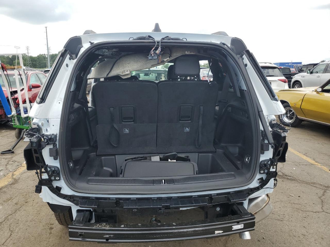 2024 JEEP GRAND CHEROKEE L LAREDO VIN:1C4RJKAG9R8590371