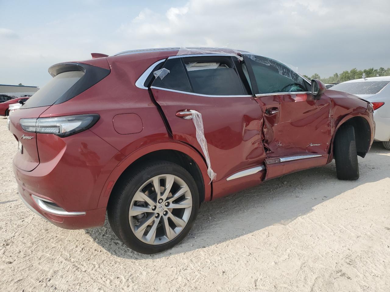 2022 BUICK ENVISION AVENIR VIN:LRBFZRR4XND064717