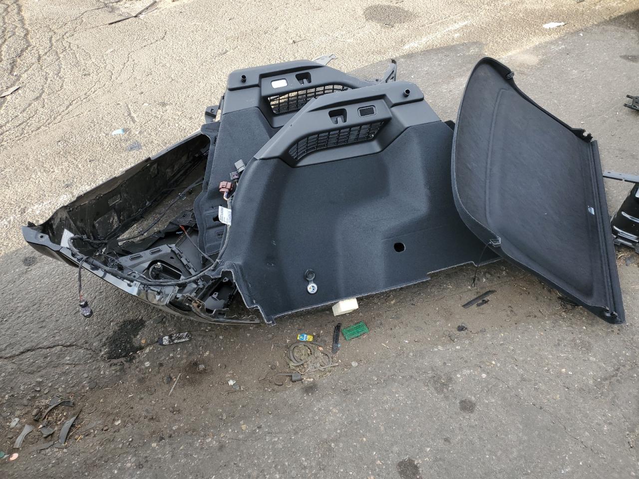 2024 AUDI Q4 E-TRON PREMIUM PLUS VIN:WA1LUBFZ9RP037243