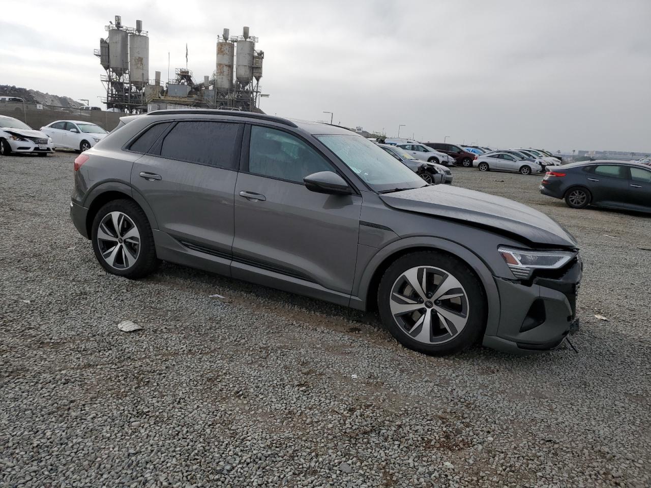 2024 AUDI Q8 E-TRON PREMIUM VIN:WA14AAGE5RB035795