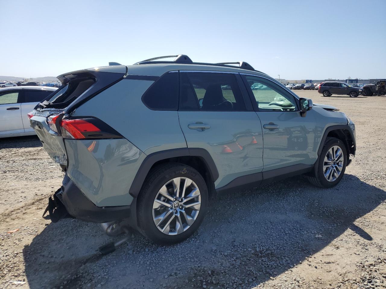 2022 TOYOTA RAV4 XLE PREMIUM VIN:2T3A1RFV1NW298361