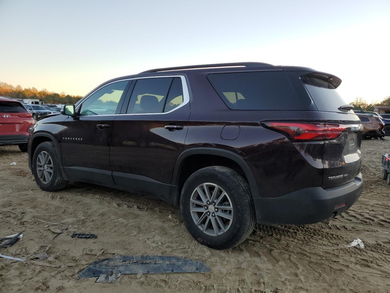 2023 CHEVROLET TRAVERSE LT VIN:1GNEVGKW8PJ219947