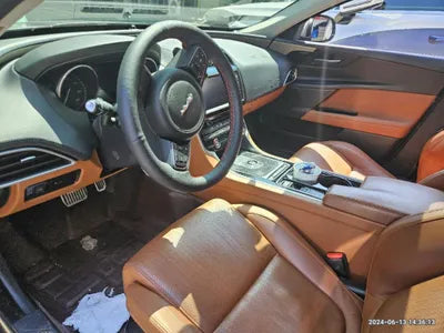 2016 Jaguar XE VIN: