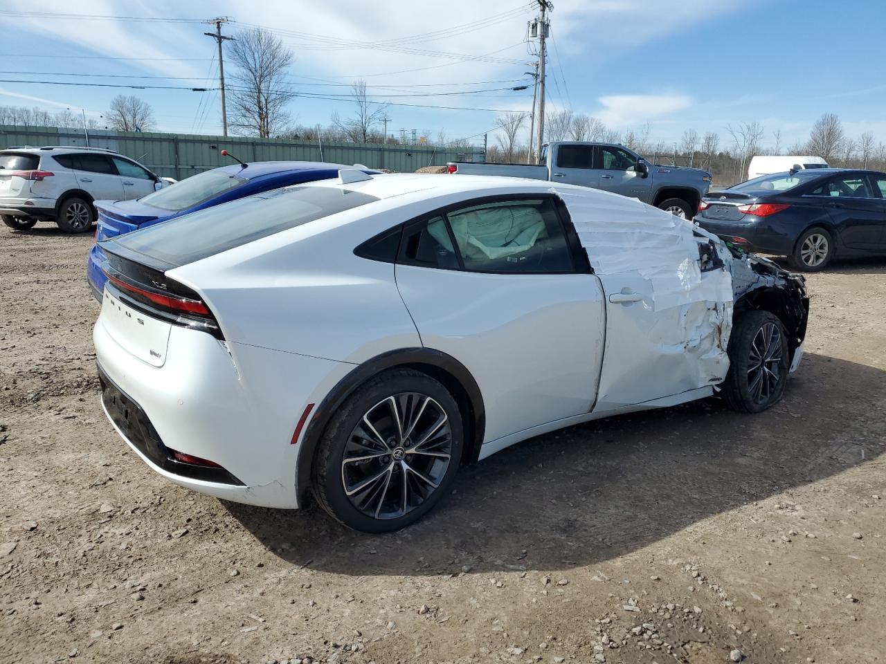 2023 TOYOTA PRIUS LE VIN:JTDADABU9P3002899