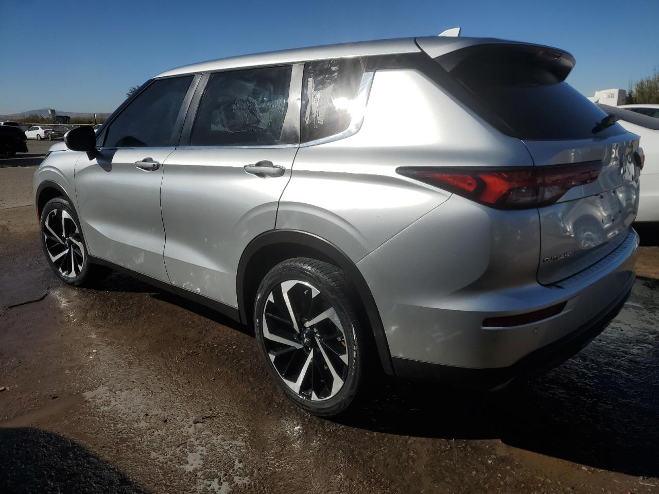 2022 MITSUBISHI OUTLANDER ES VIN:JA4J4TA88NZ072205