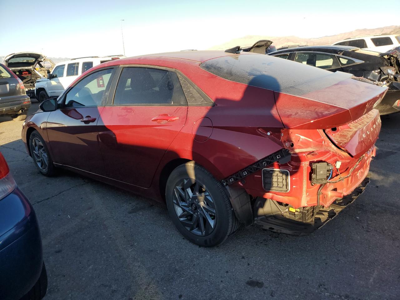 2024 HYUNDAI ELANTRA BLUE VIN:KMHLM4DJXRU104184