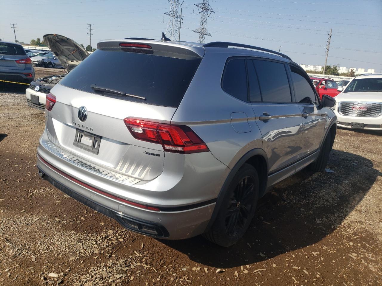 2022 VOLKSWAGEN TIGUAN SE R-LINE BLACK VIN:3VV8B7AX4NM030805