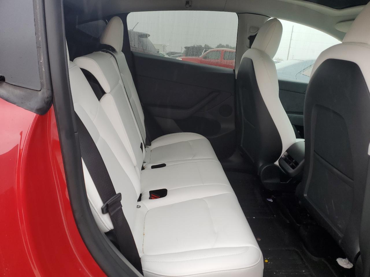 2022 TESLA MODEL Y  VIN:7SAYGDEE9NF517027