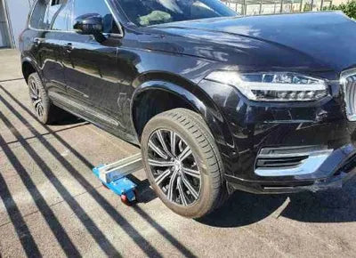 2020 Volvo XC90 VIN: