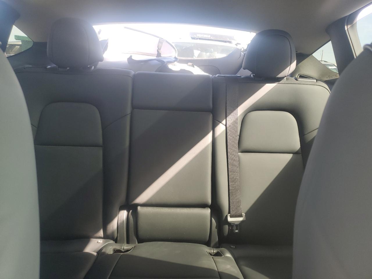 2024 TESLA MODEL Y  VIN:7SAYGDEE6RA256328
