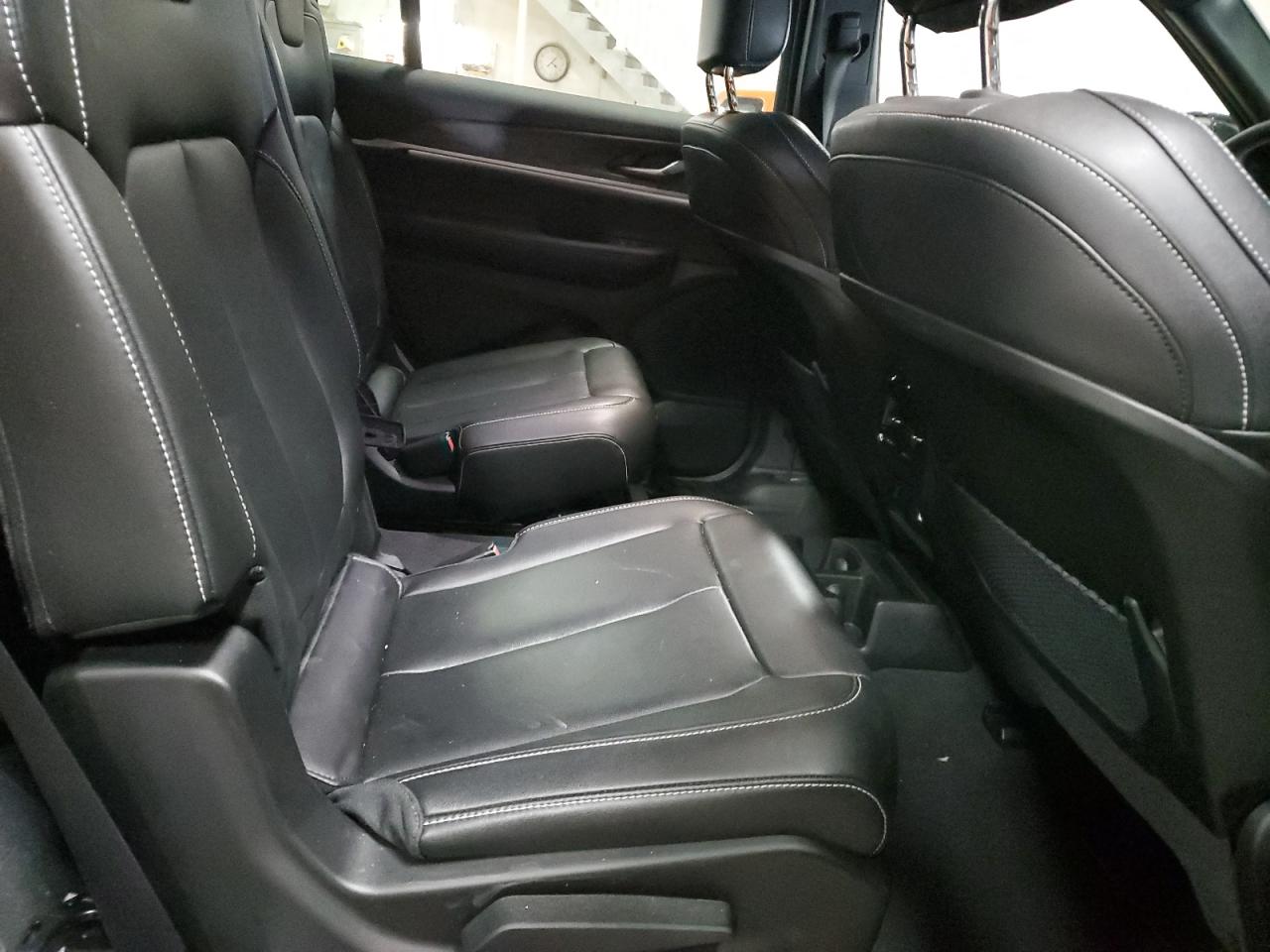 2024 JEEP GRAND CHEROKEE L LIMITED VIN:1C4RJKBG9R8537040